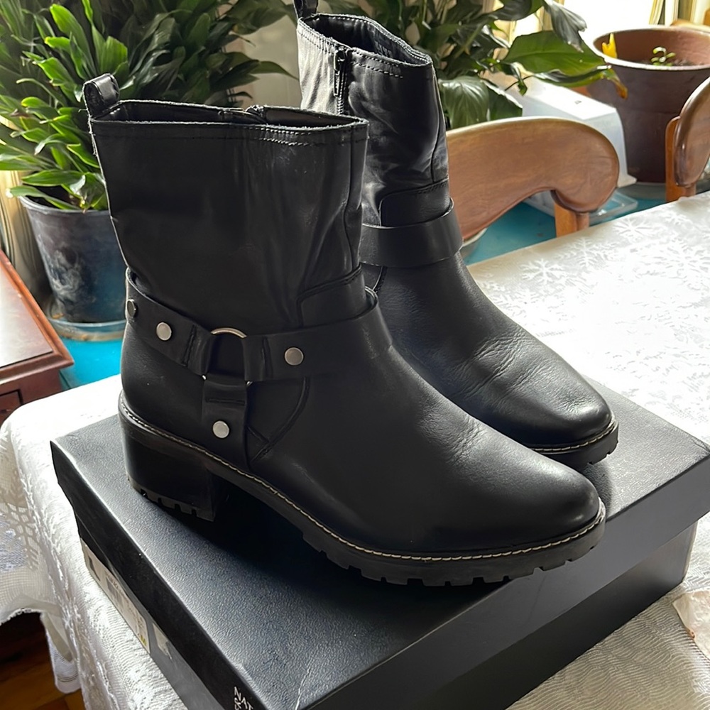 Like new moto boots!!!